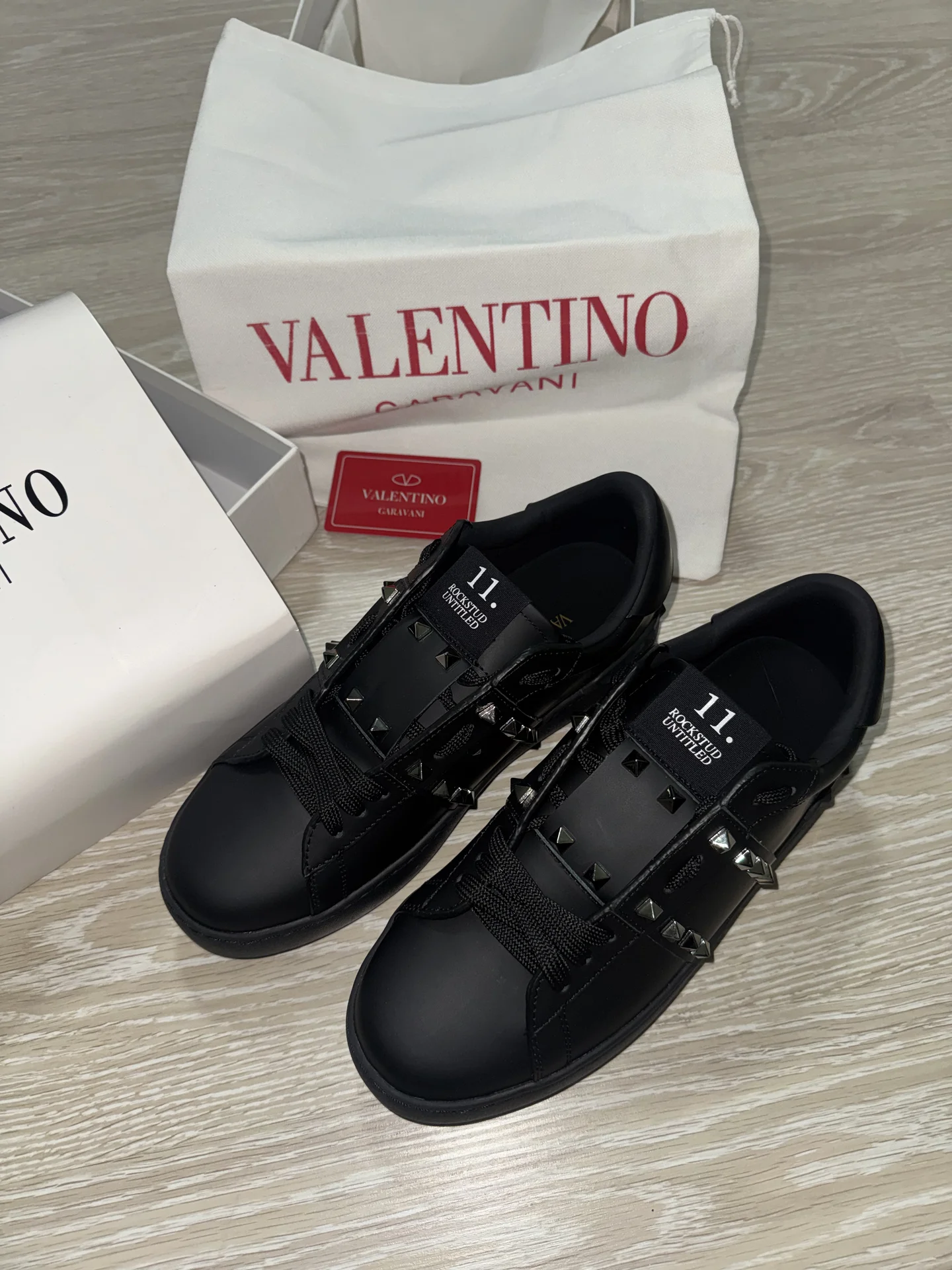 кеды valentino - изображение 1