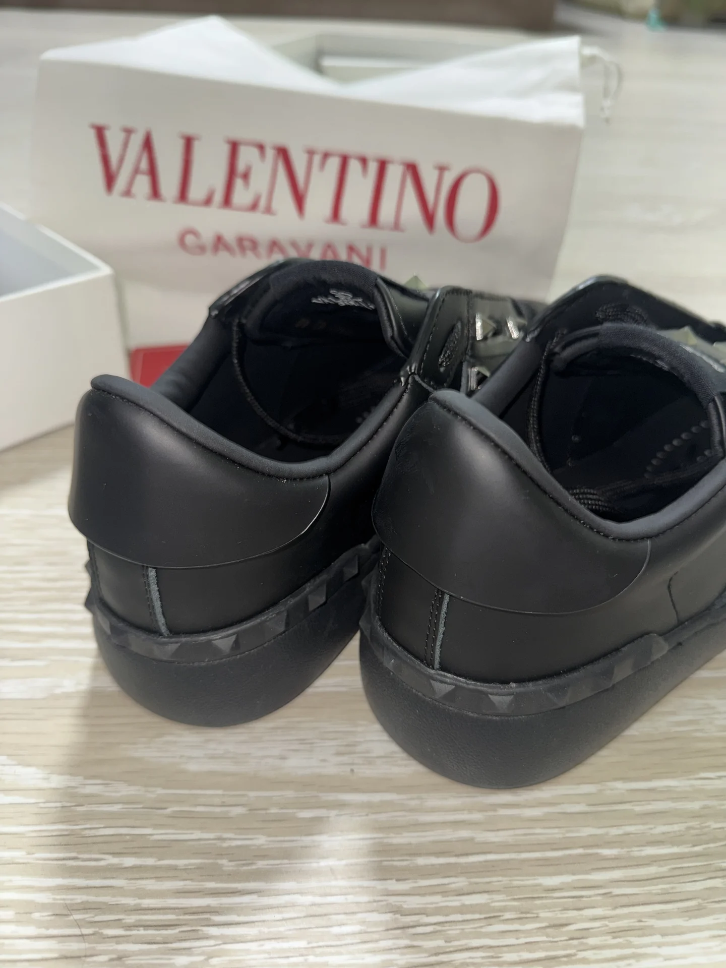 кеды valentino - миниатюра 7