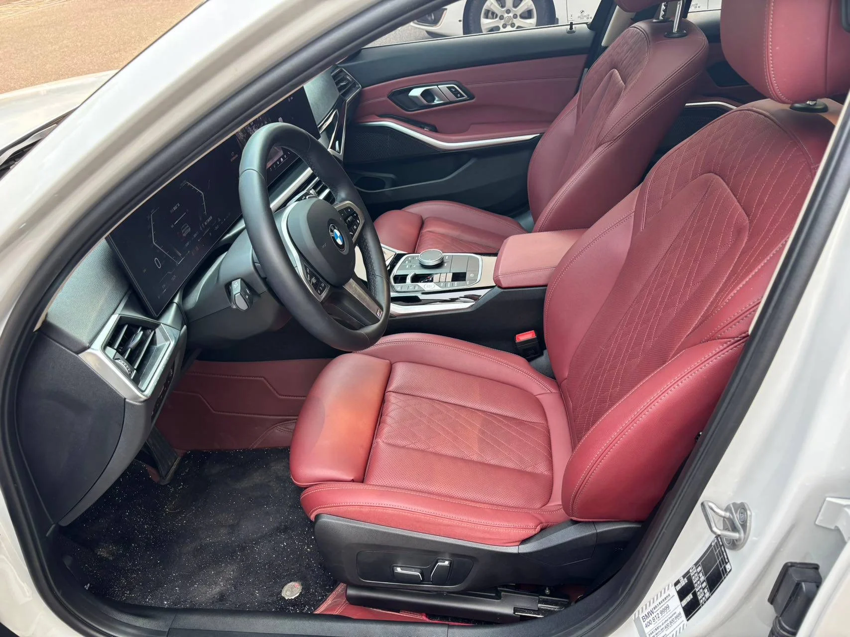 BMW 320Li M-sport - миниатюра 7