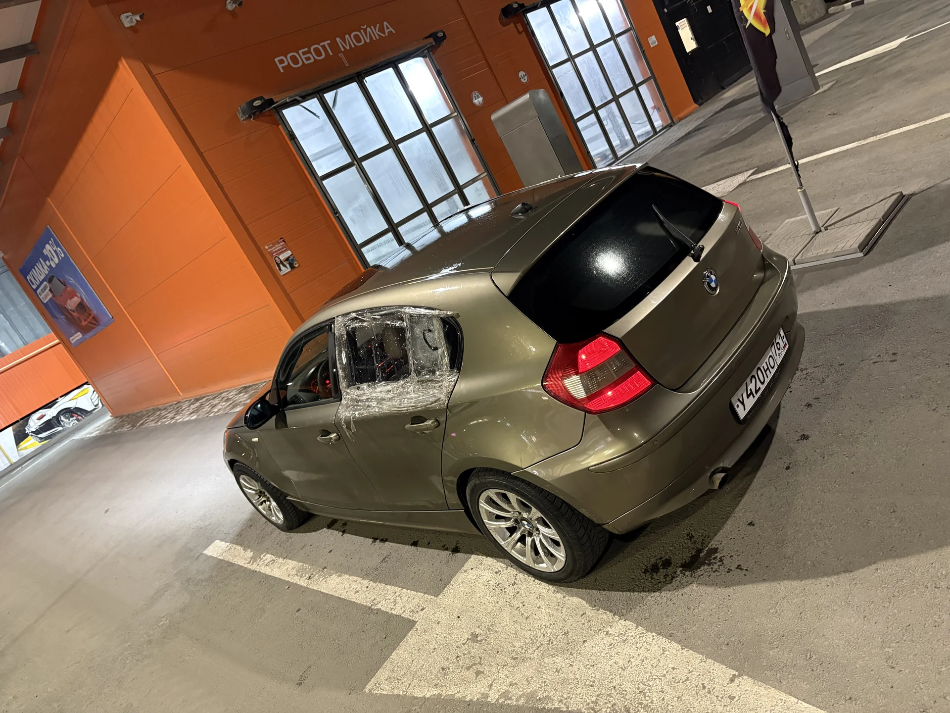 BMW 1 E81 2007 - миниатюра 4