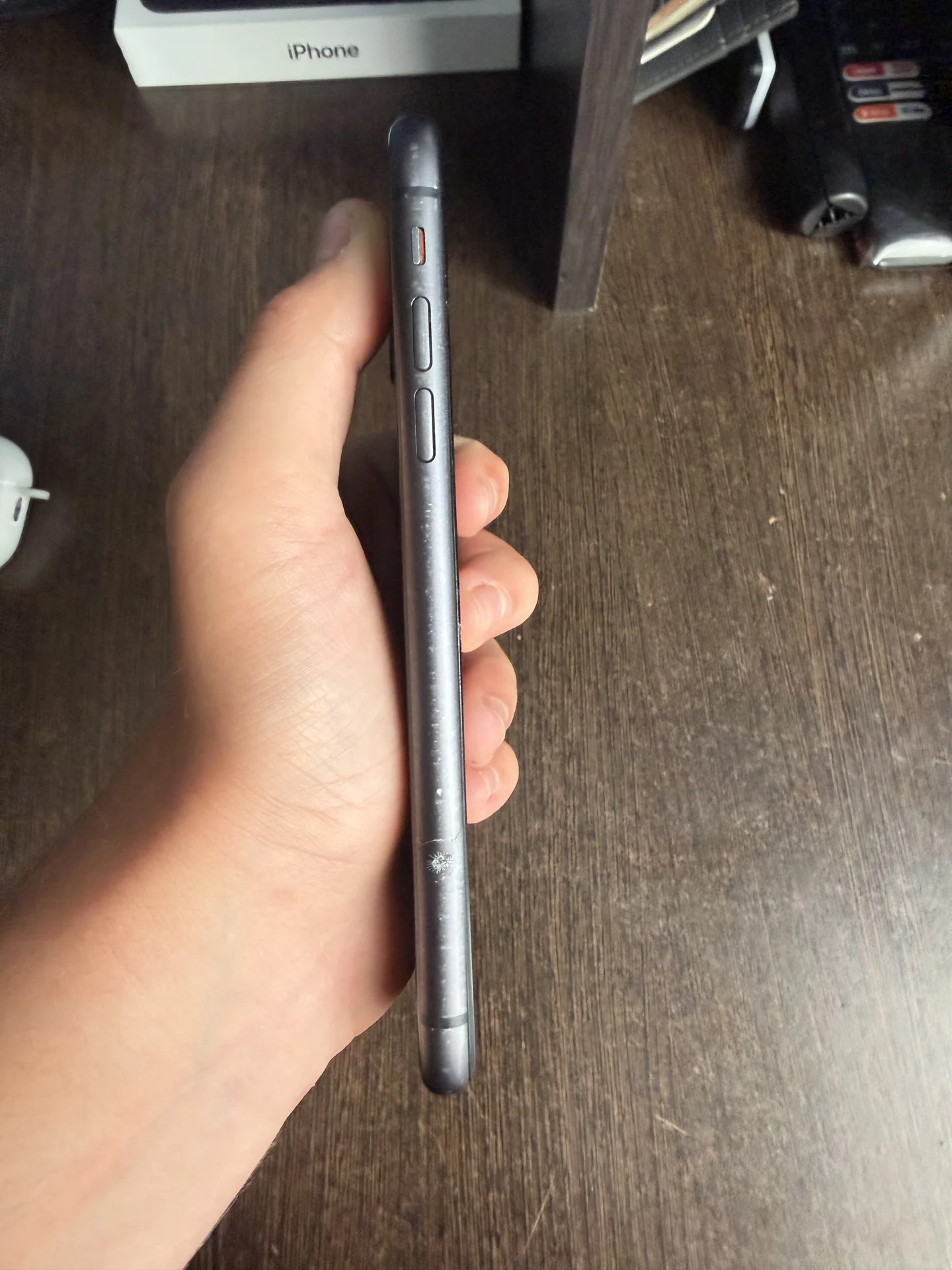 продам IPhone 11 бу - миниатюра 4