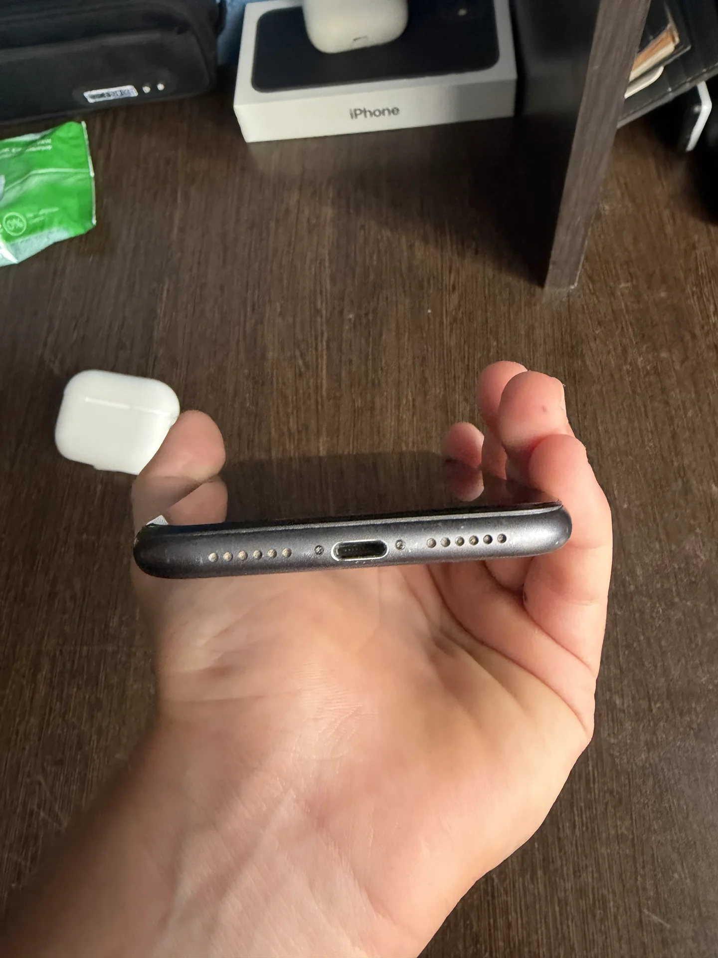 продам IPhone 11 бу - миниатюра 6
