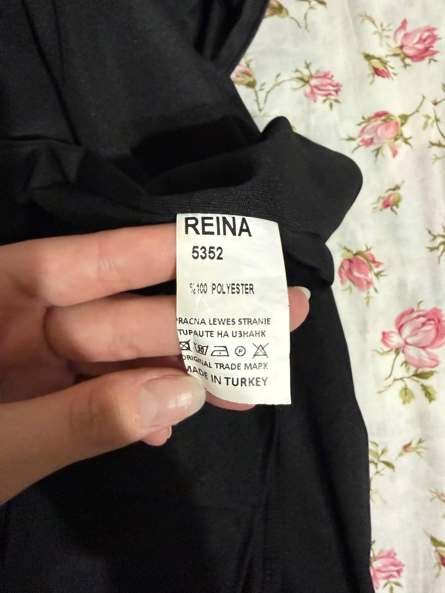 Чёрное вечернее платье с перьями reina line - миниатюра 3