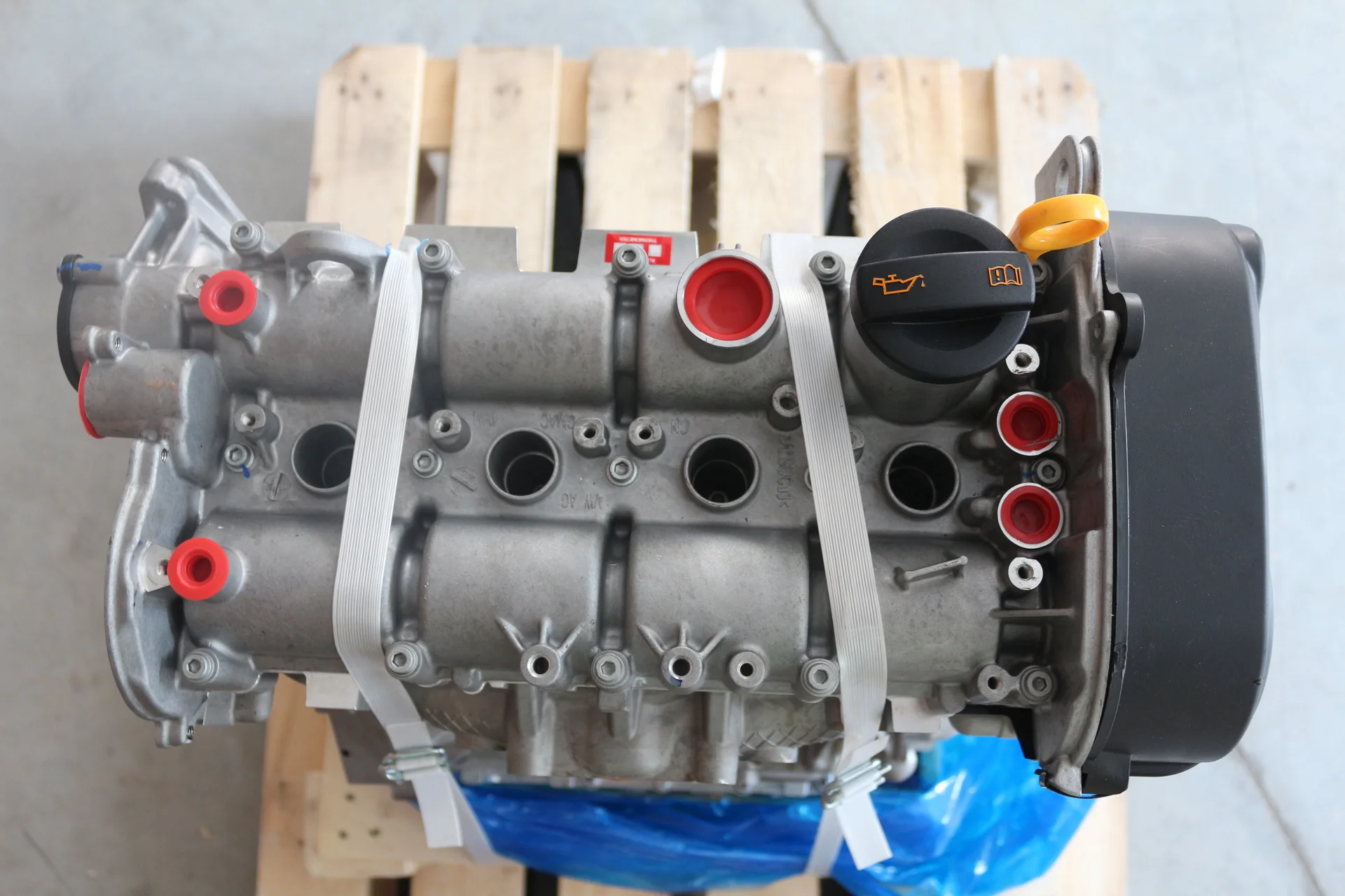 Новый Двигатель для VW CZDA 1.4L - миниатюра 21