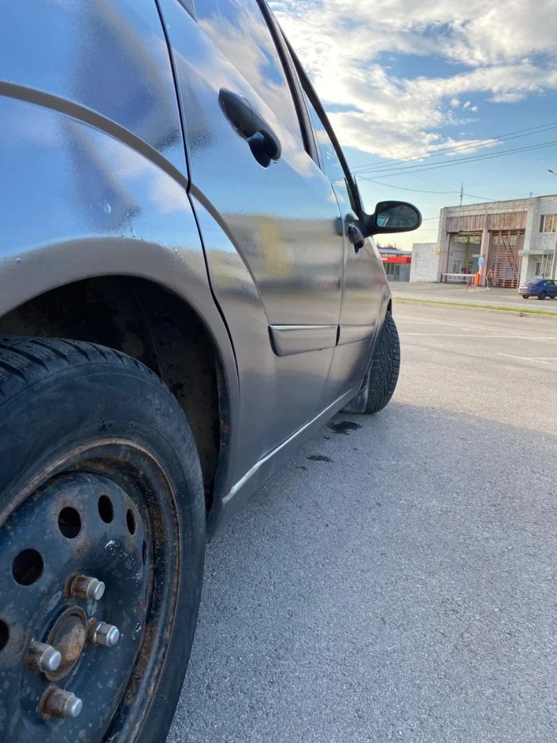 Ford Focus 1 2001 год 2.0 MT - миниатюра 5