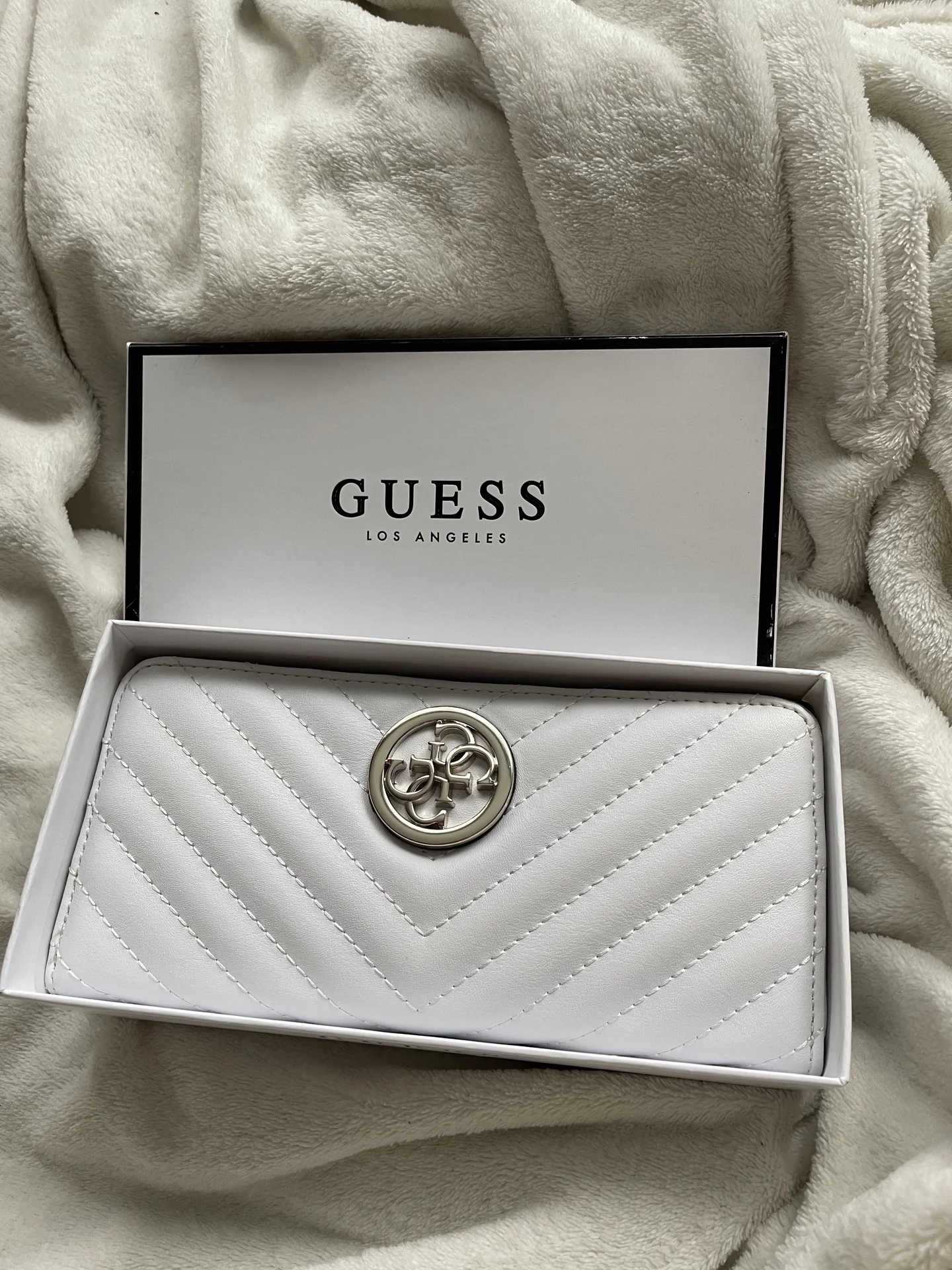 кошелек Guess - изображение 1
