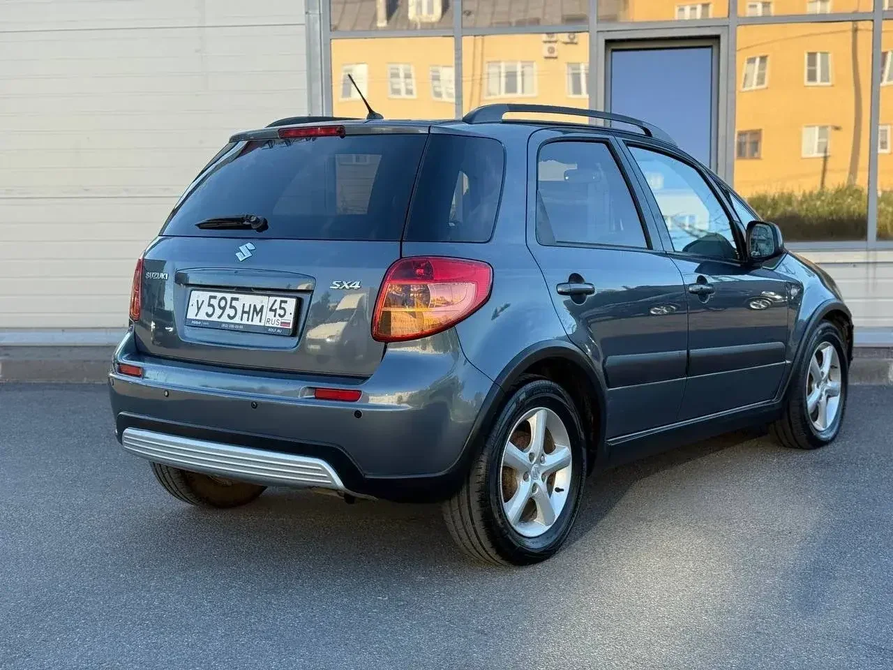 suzuki sx4 - миниатюра 3