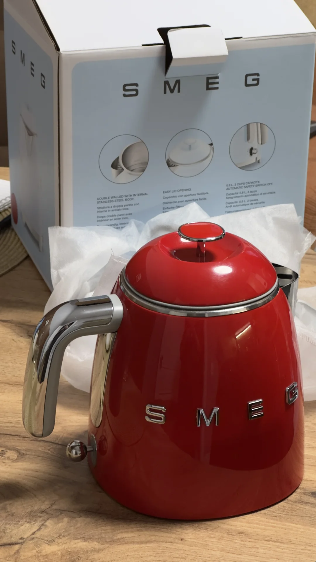 Чайник Smeg 0,8 красный - миниатюра 7