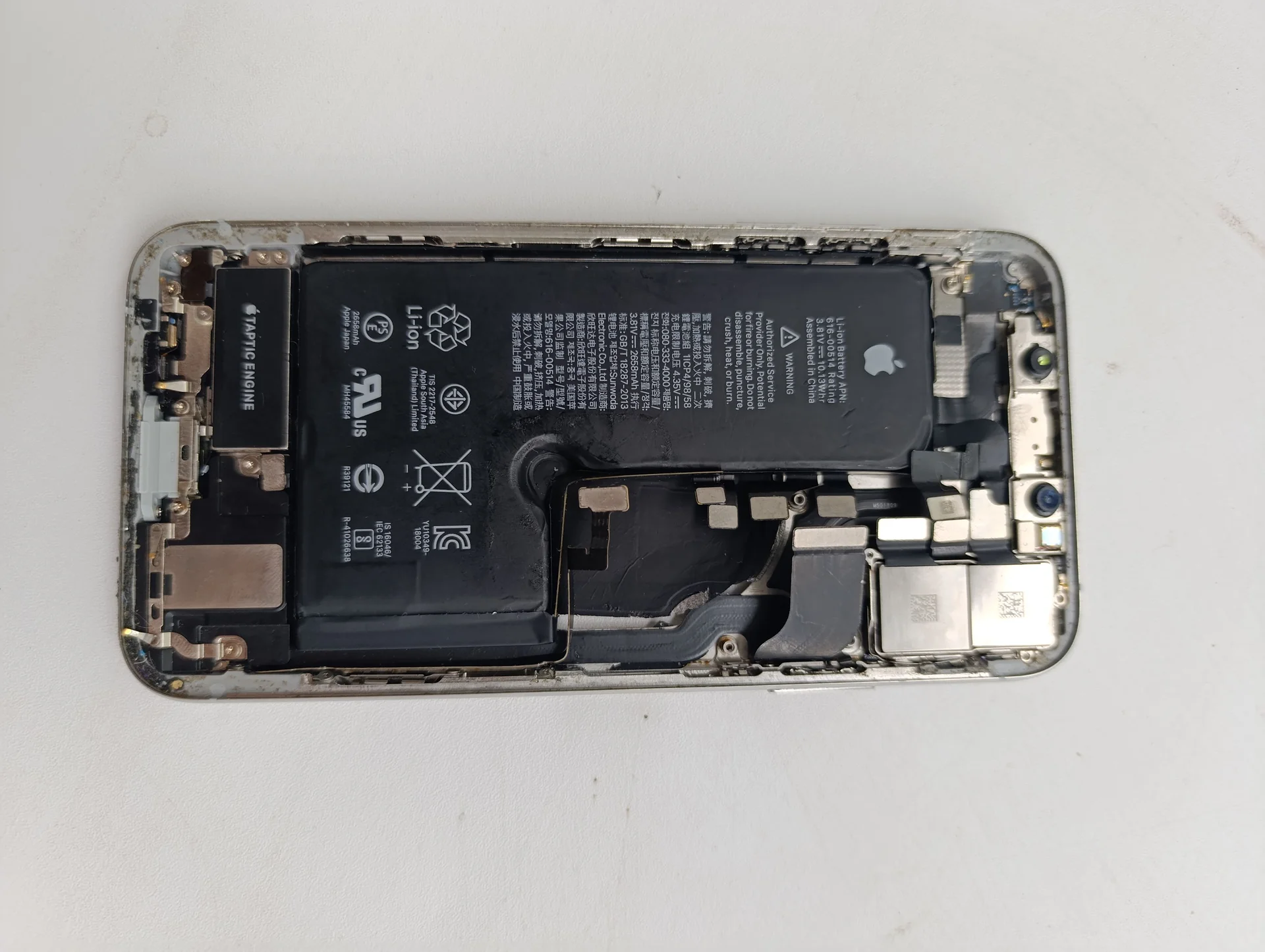 Iphone XS без материнской платы - миниатюра 3