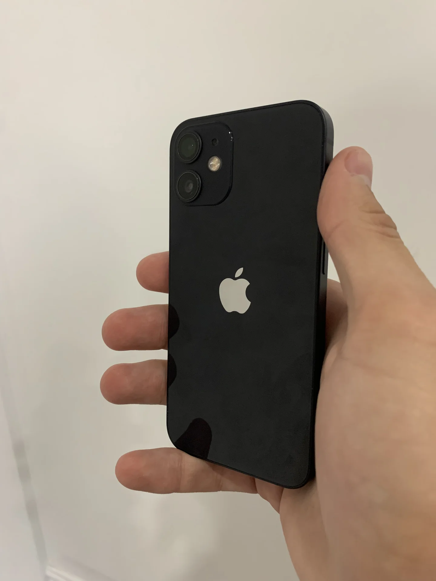 iPhone 12 mini 64 ГБ - миниатюра 2