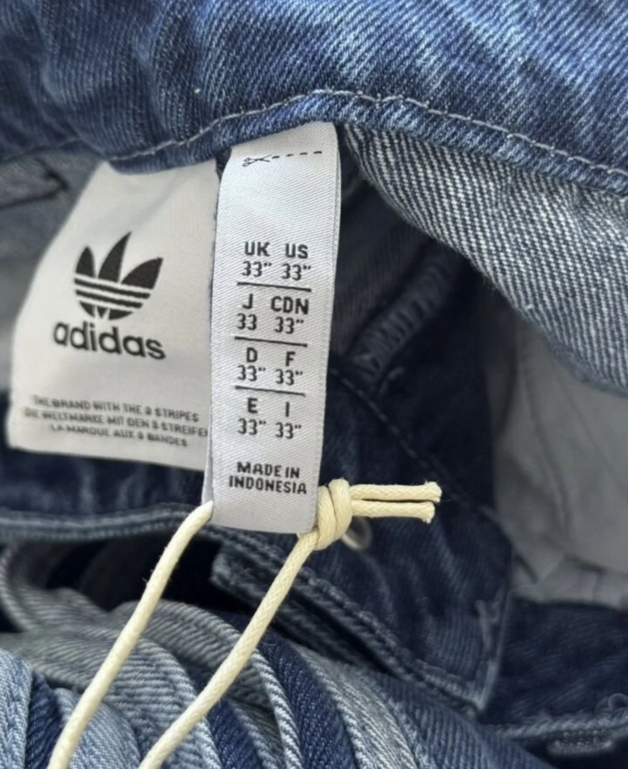 джинсы ADIDAS - миниатюра 4