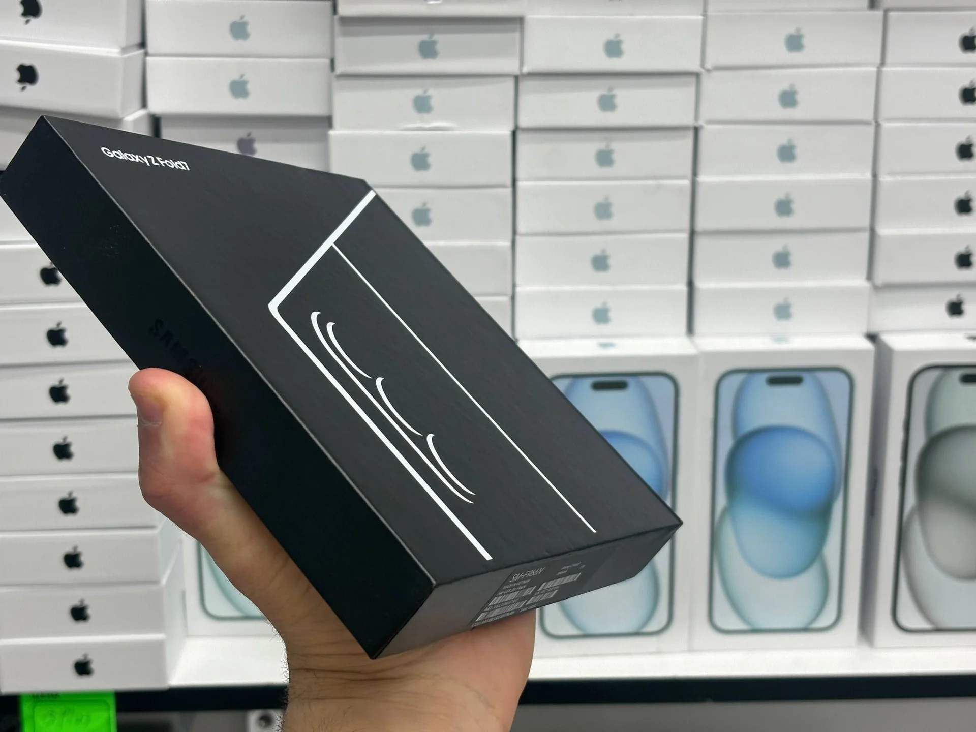 samsung galaxy z fold7 - миниатюра 2