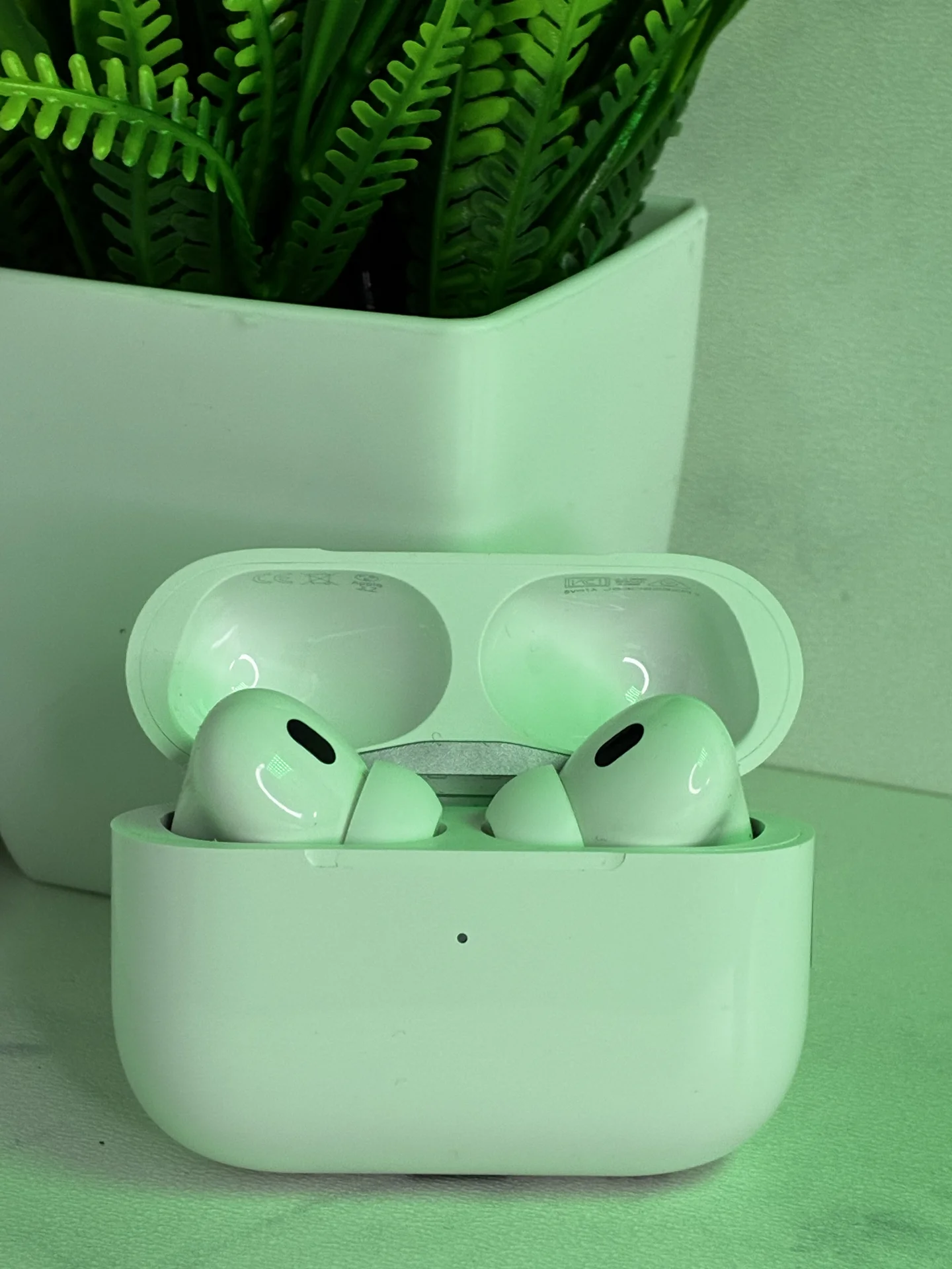 airpods pro 2 - миниатюра 4