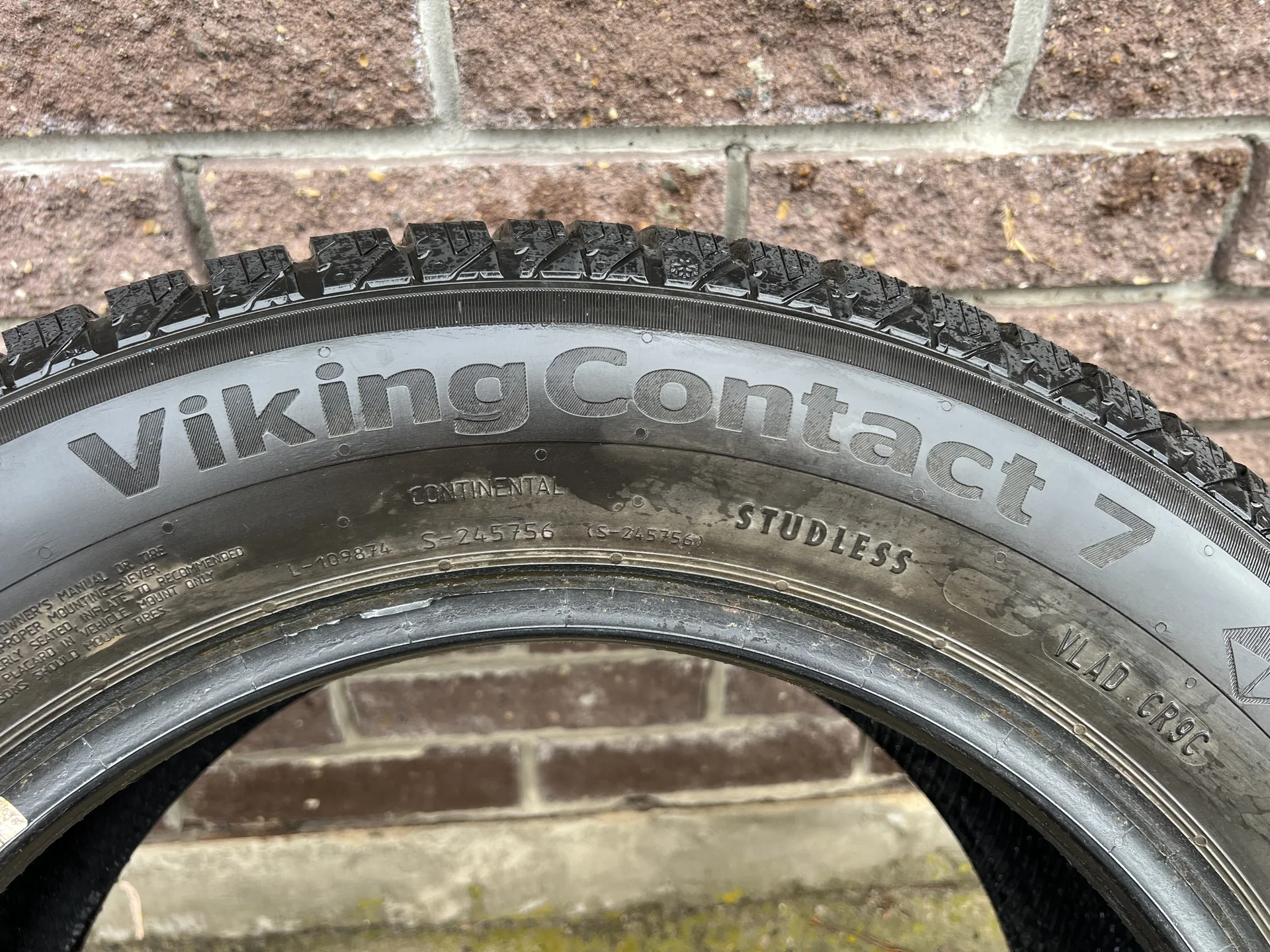 Зимние шины Continental 185/65R15 - миниатюра 4