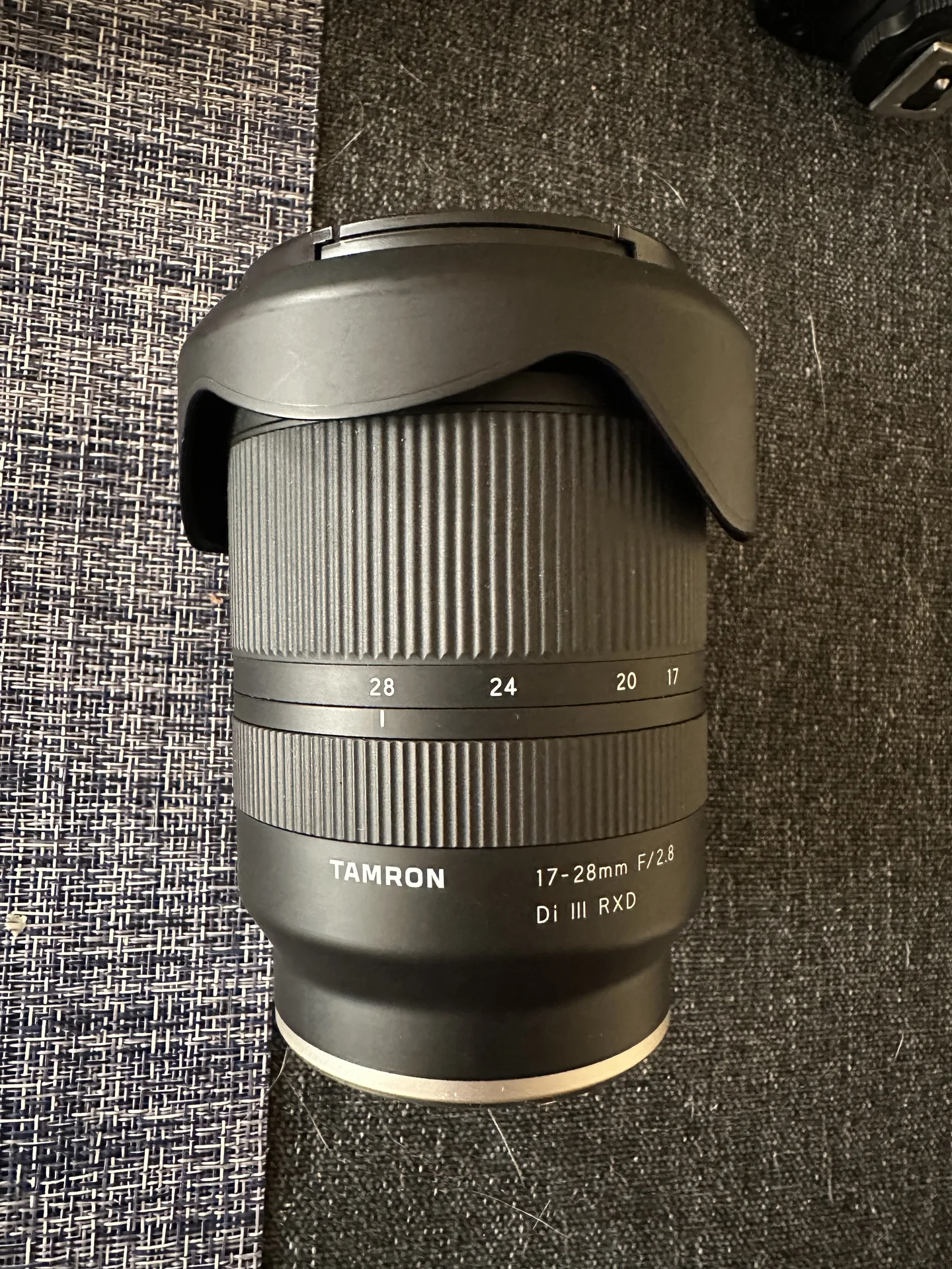 Фотоаппарат sony a7 iii с объективом и вспышкой - миниатюра 6