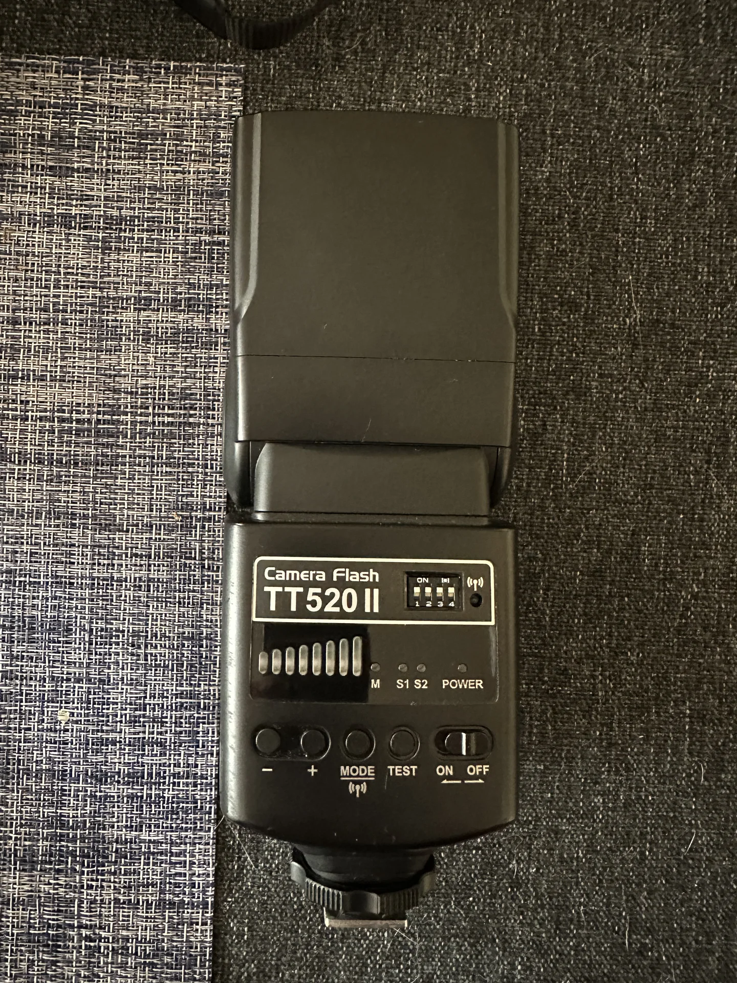 Фотоаппарат sony a7 iii с объективом и вспышкой - миниатюра 8