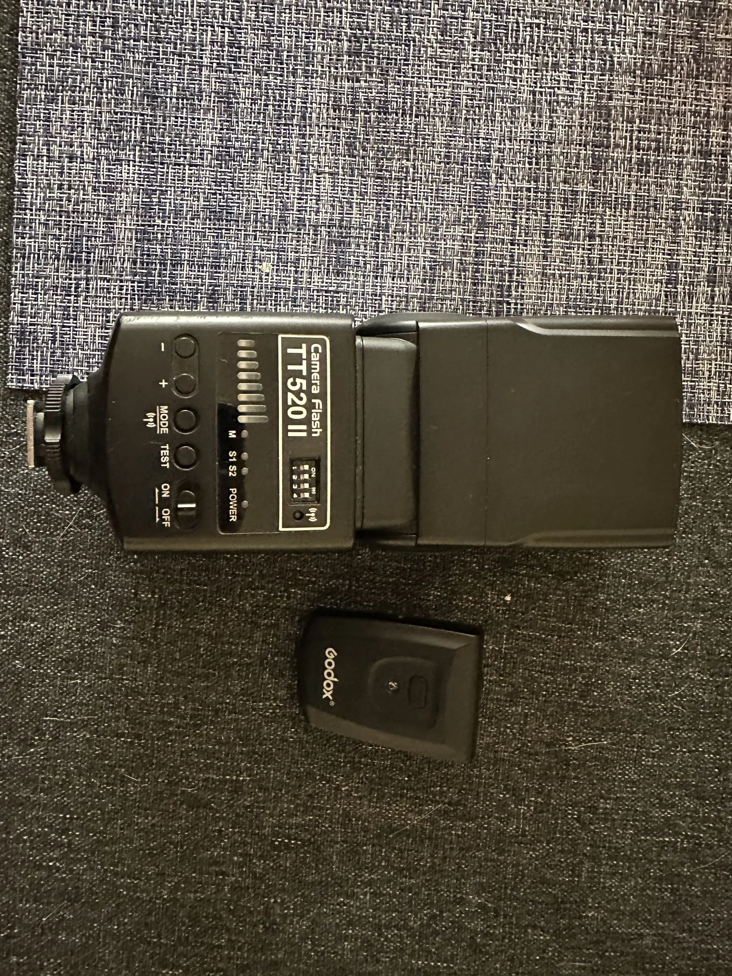 Фотоаппарат sony a7 iii с объективом и вспышкой - миниатюра 9