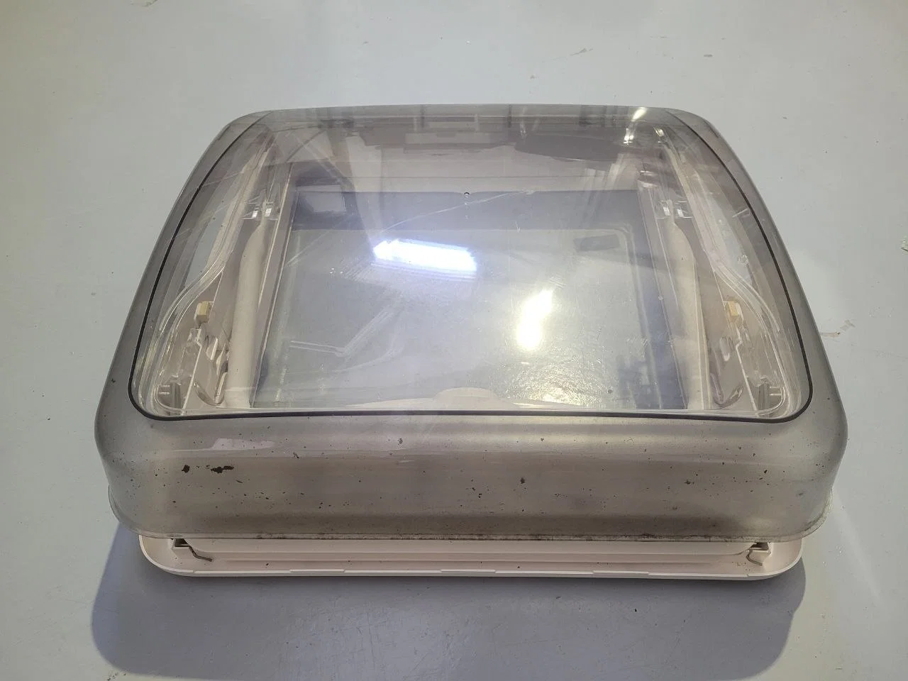 Люк Dometic Mini Heki Style (400Х400; 25-41 мм) - миниатюра 5