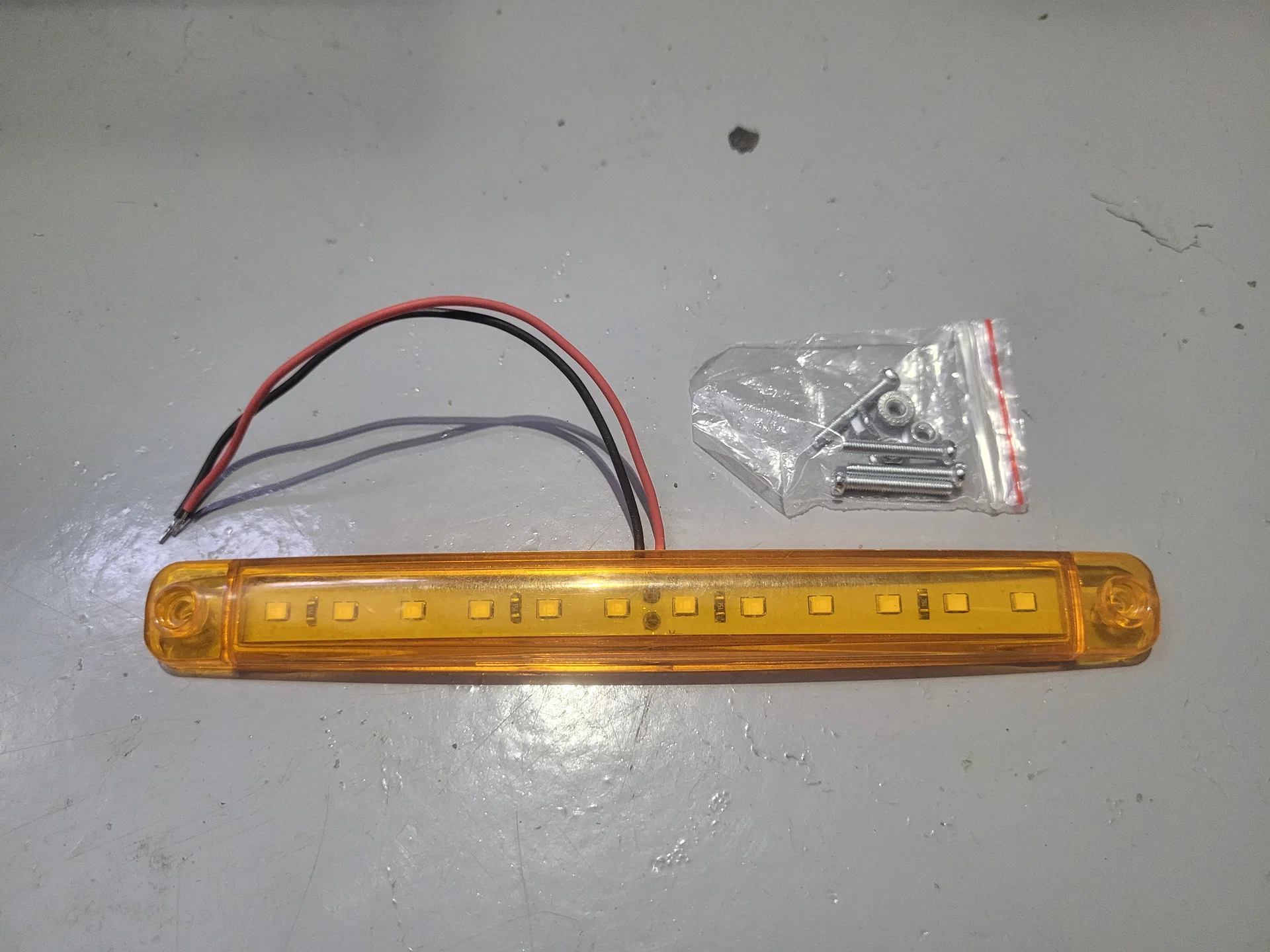 Габаритный огонь H‑CL, 12 LED, жёлтый, 12–24 В - миниатюра 2