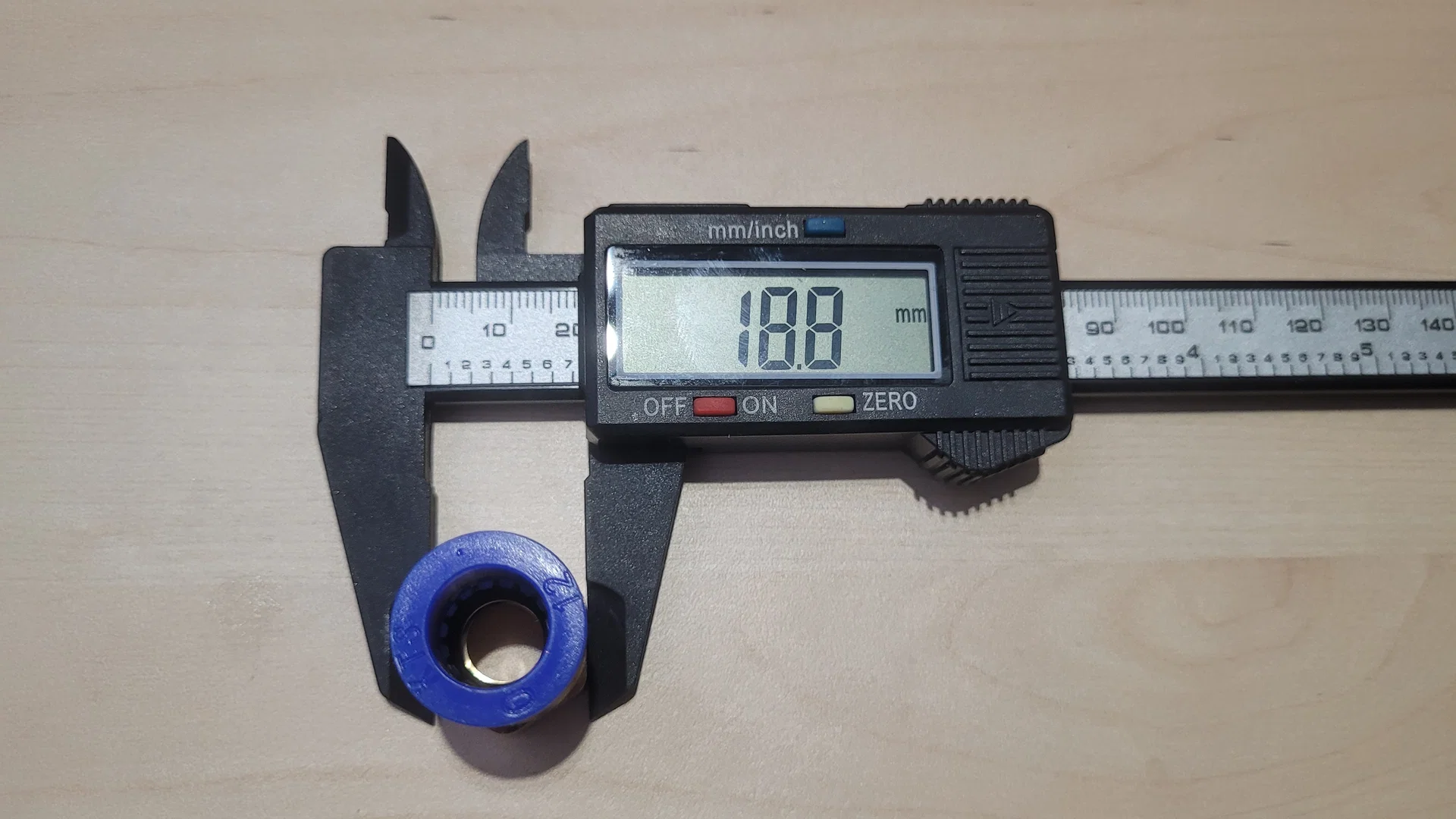 Штуцер быстросъёмный 1/4"×12 мм PCF12-4 - миниатюра 3