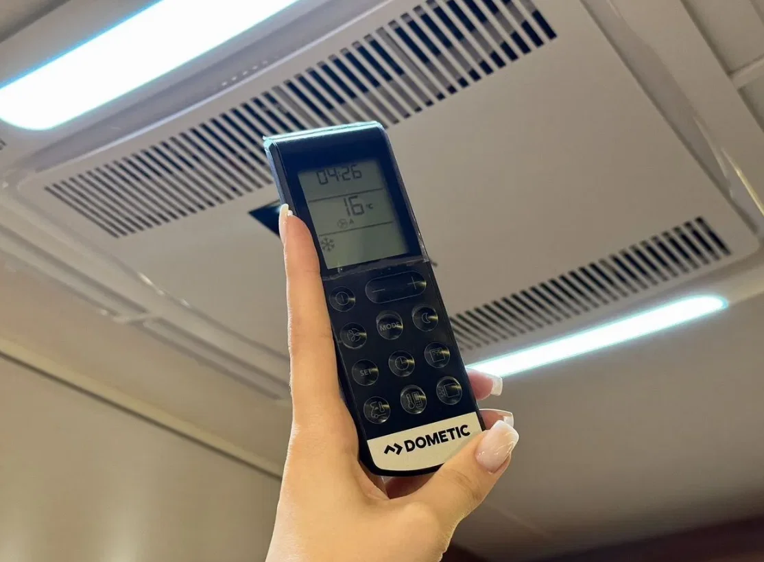 Кондиционер мощный Dometic FJX7 3400 - миниатюра 2