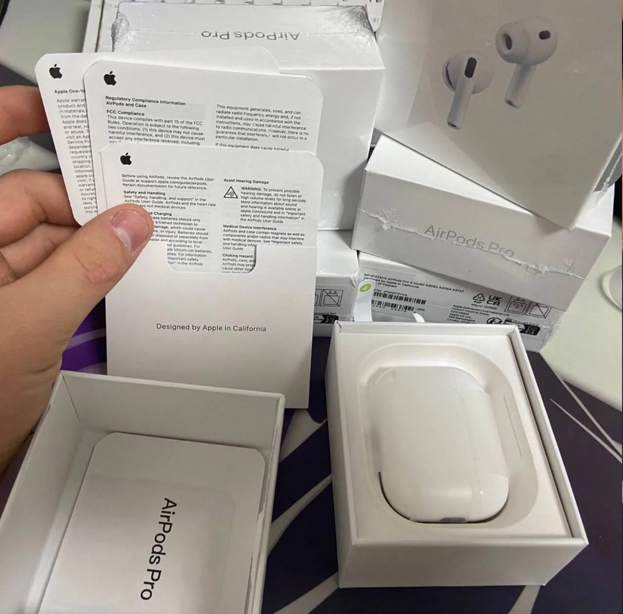 AirPods pro 3 (Lux+Гарантия) - миниатюра 2