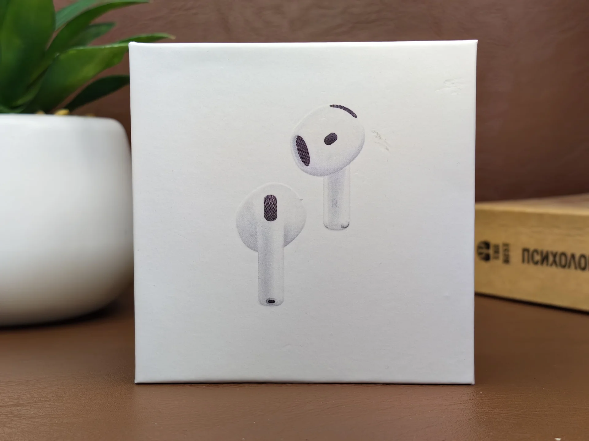 AirPods 4 : ягуар в мире наушников - миниатюра 2