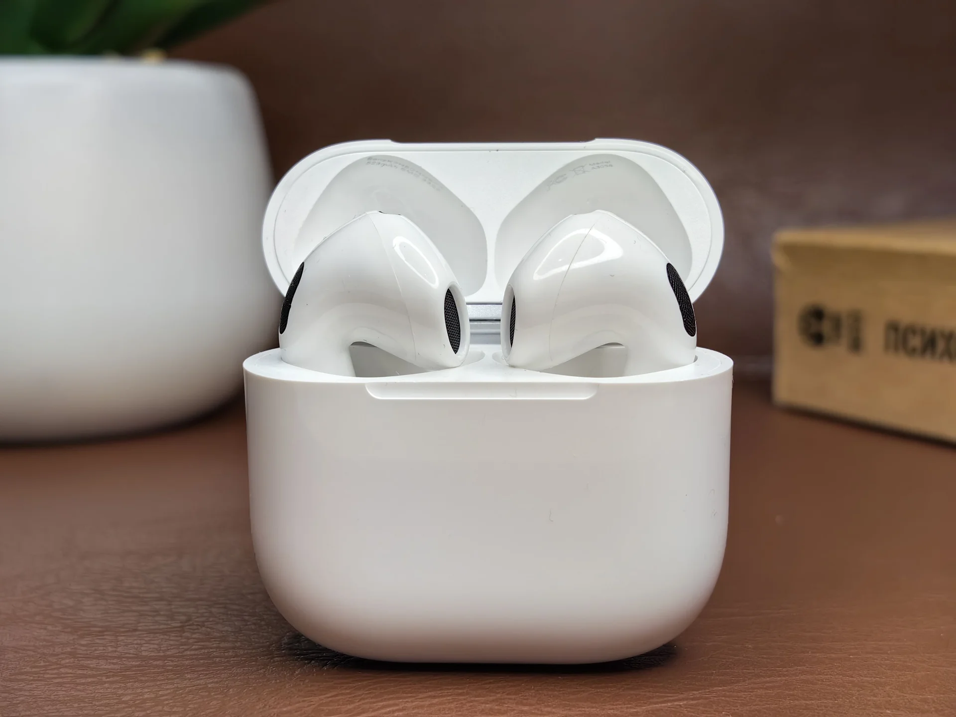AirPods 4 : ягуар в мире наушников - миниатюра 7