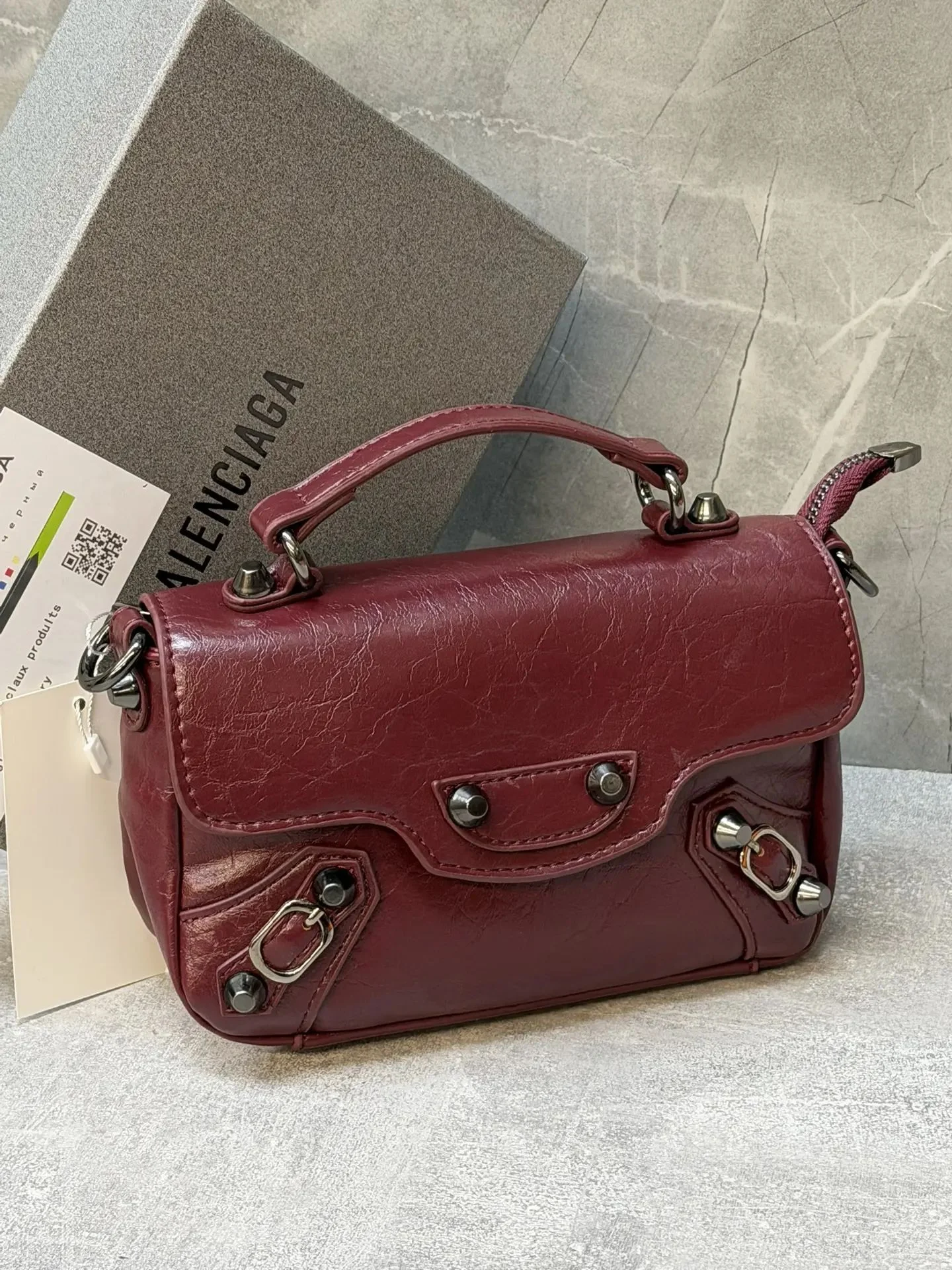 Сумка женская Balenciaga - изображение 1