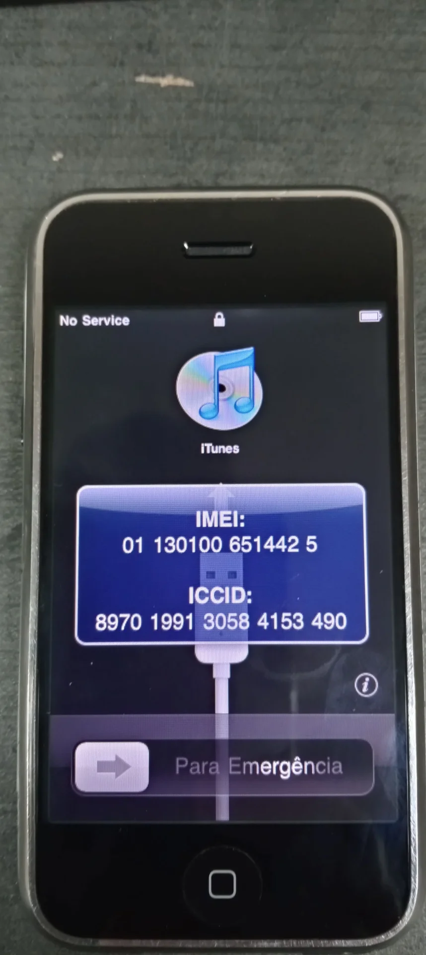 iPhone 8gb - миниатюра 2