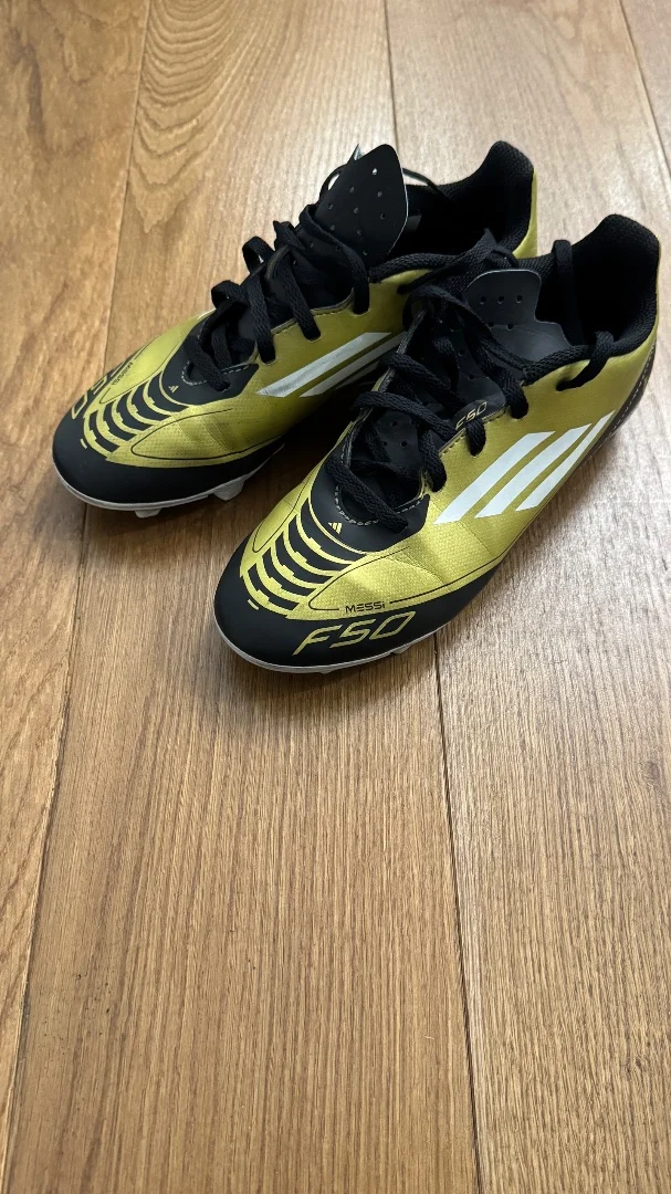 Бутсы Adidas messi - изображение 1