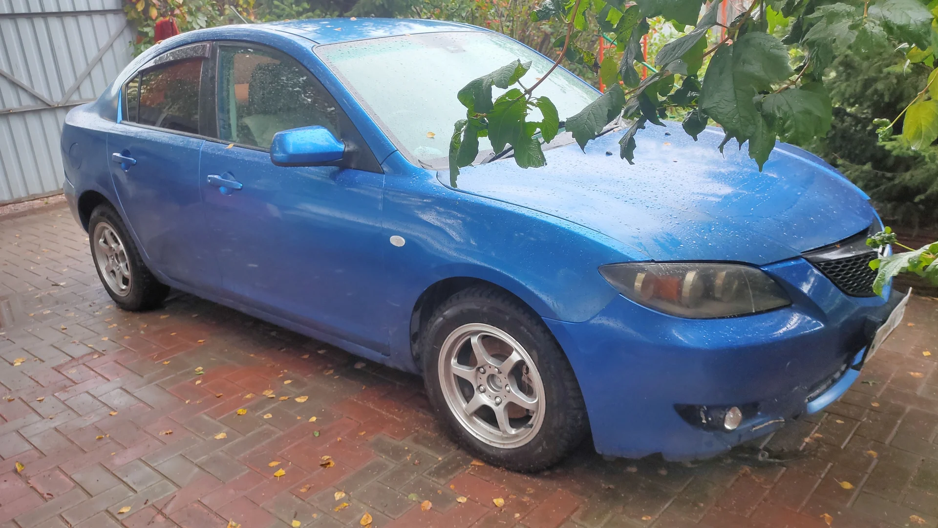 mazda axela - изображение 1