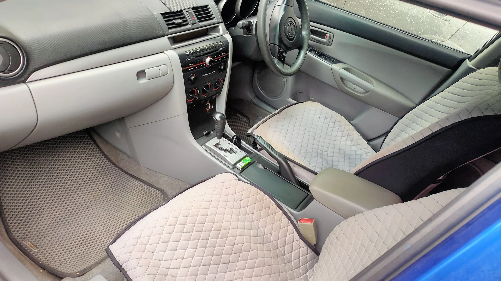 mazda axela - миниатюра 13