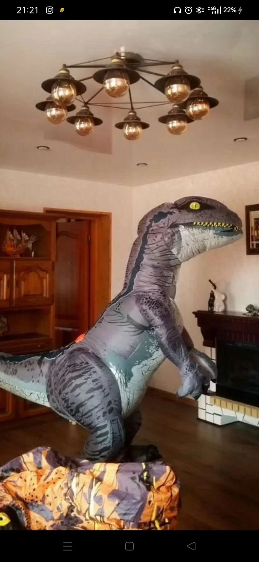 Костюмы надувные Динозавр T-Rex, миньон - изображение 1