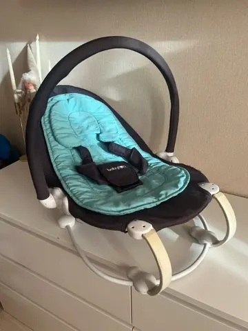 Шезлонг качалка Babyton