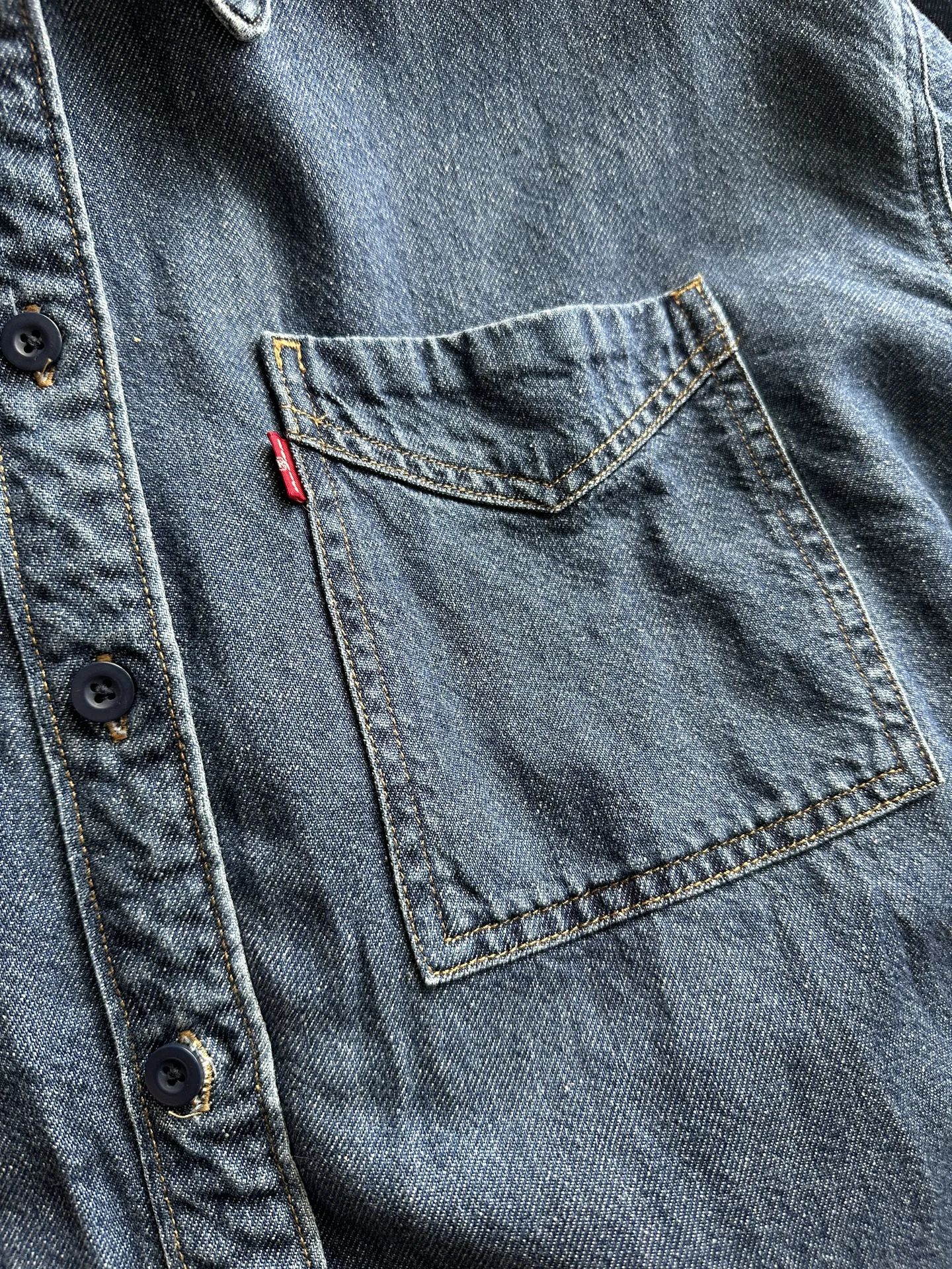 Рубашка Levis женская оверсайз джинсовая - миниатюра 4