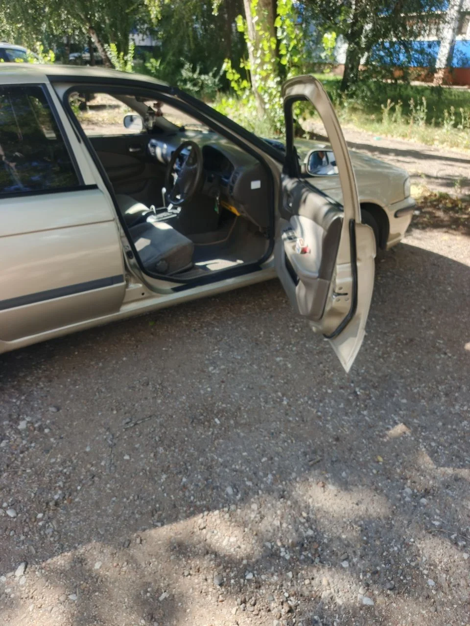 Nissan sunny - миниатюра 13