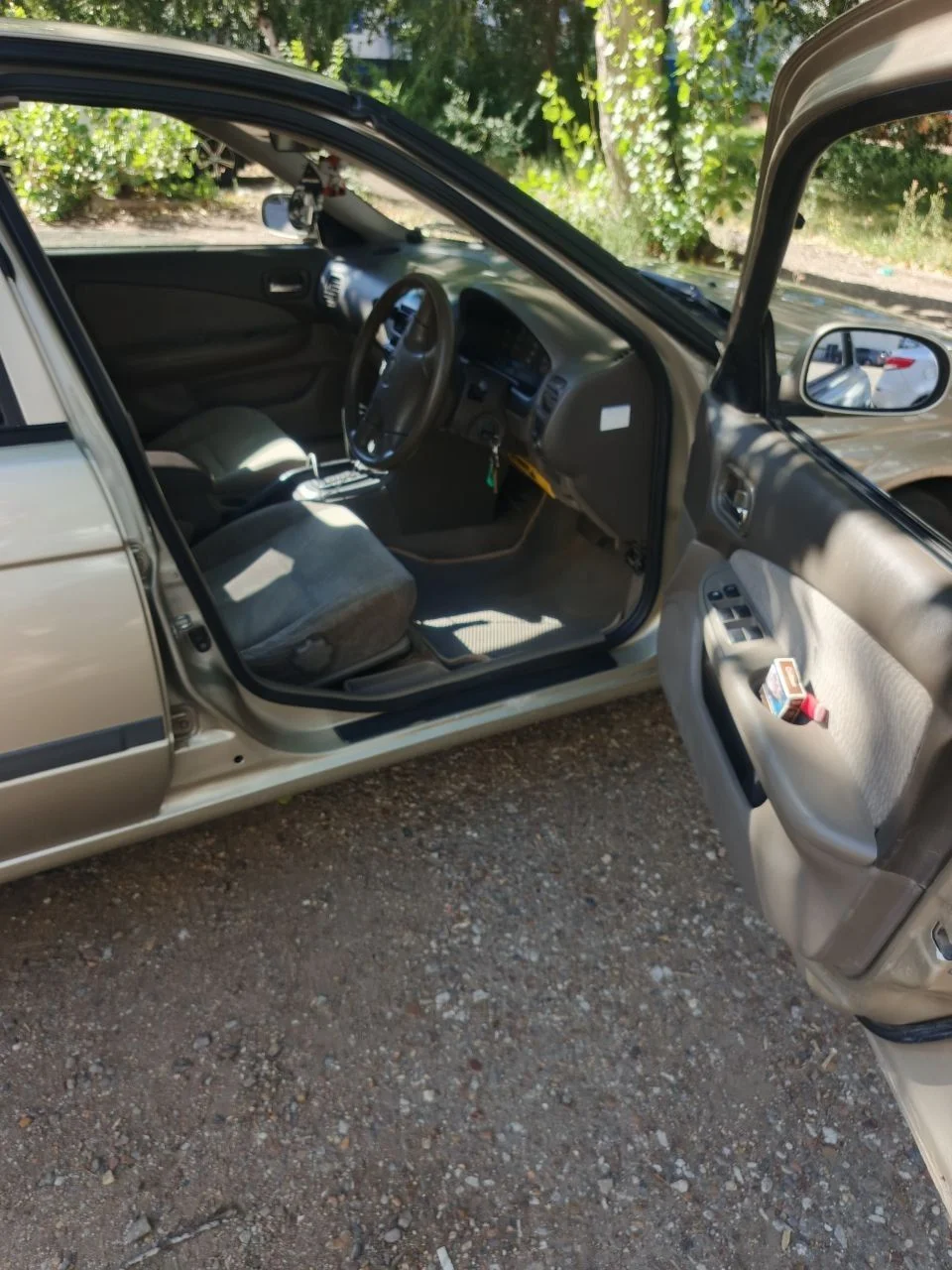 Nissan sunny - миниатюра 18