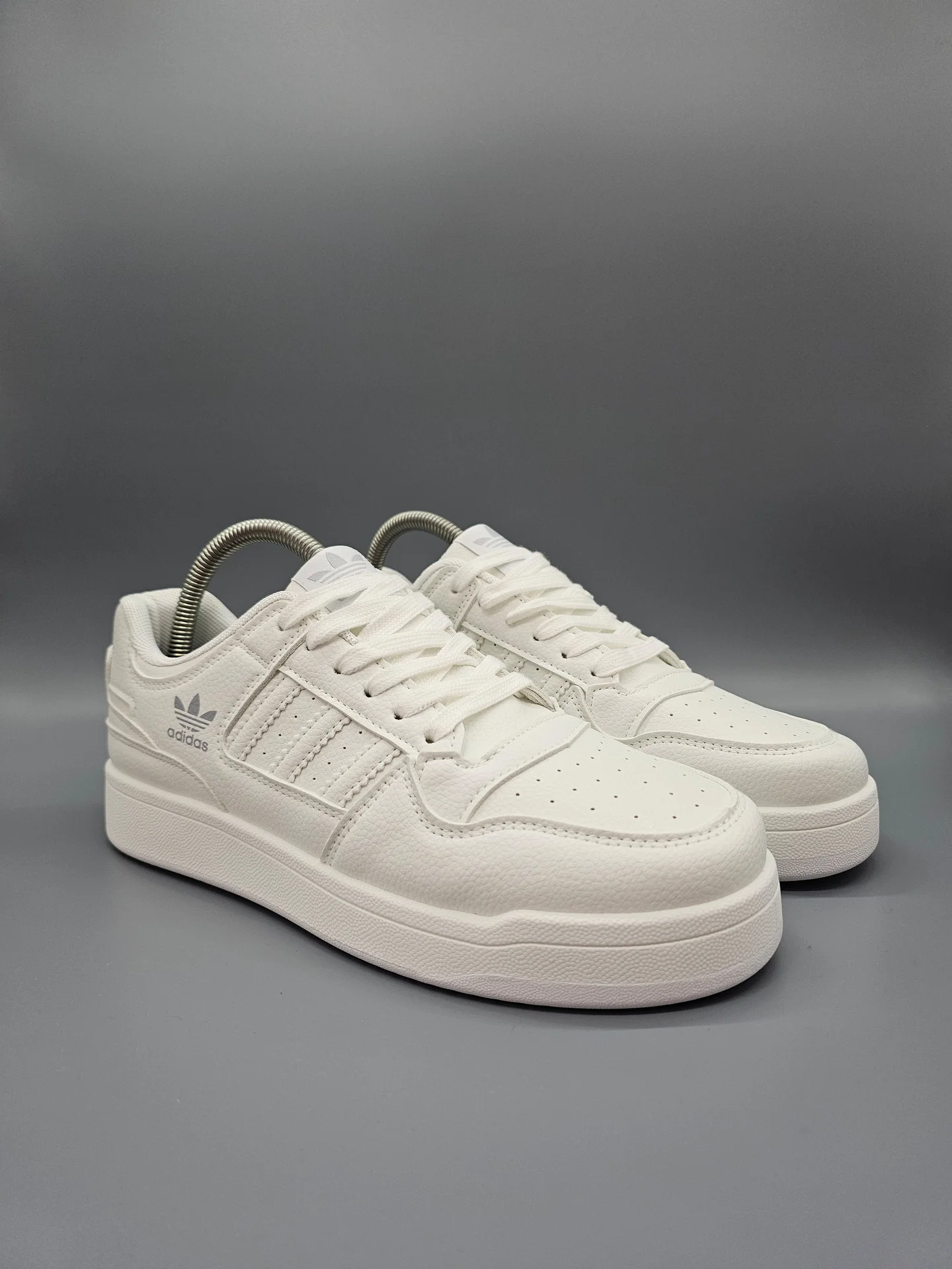 Кроссовки Adidas - миниатюра 4