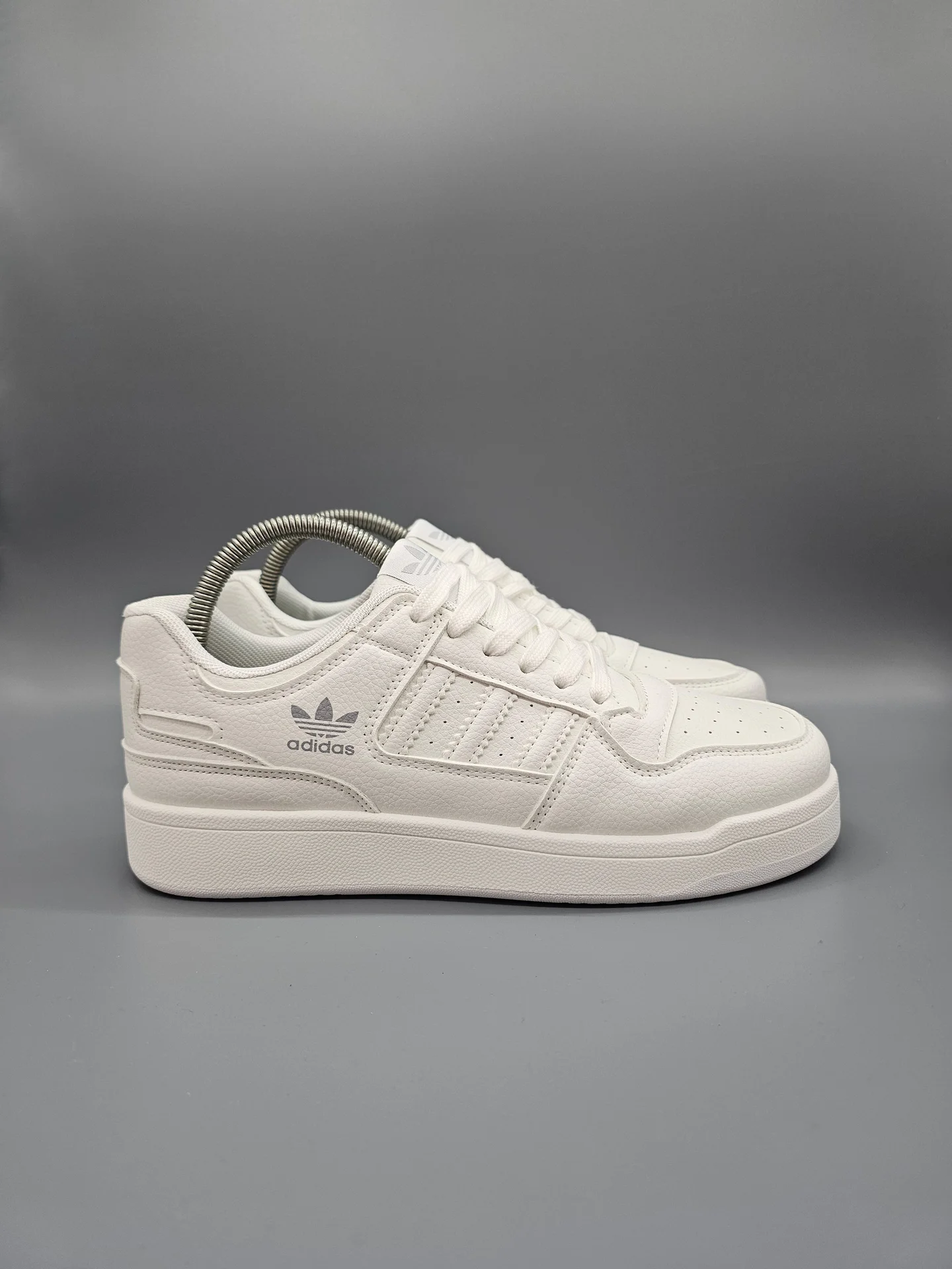 Кроссовки Adidas - миниатюра 5
