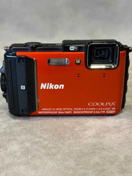 Фотоаппарат водонепроницаемый NIKON - изображение 1