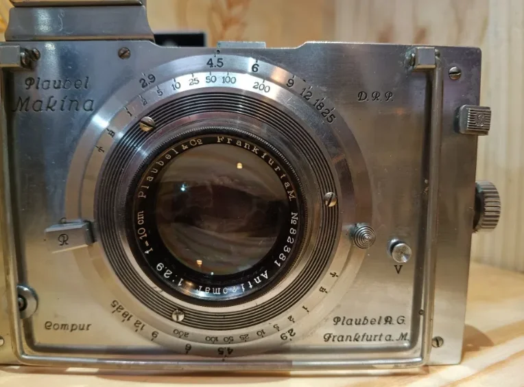 Фотокамера плёночная Plaubel Makina. Германия - миниатюра 7