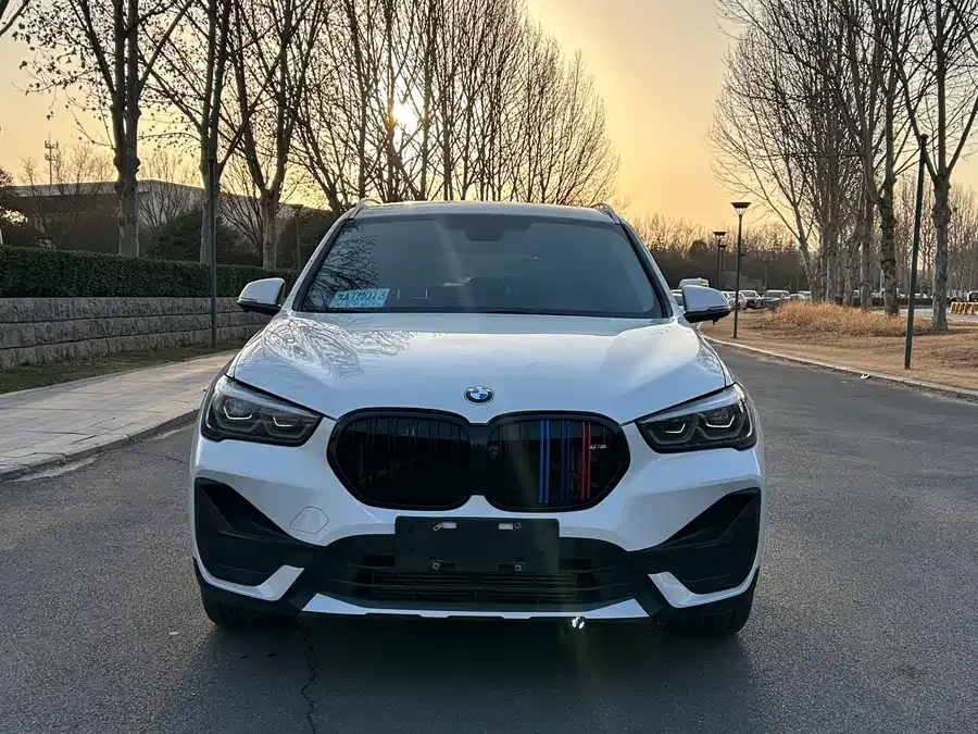 BMW X1 2022 год - миниатюра 2