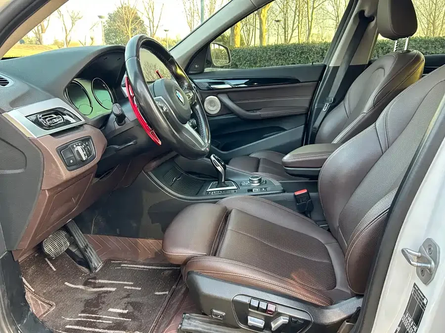 BMW X1 2022 год - миниатюра 7