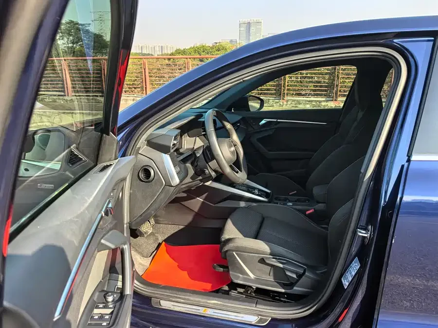 AUDI A3 2022 год - миниатюра 11