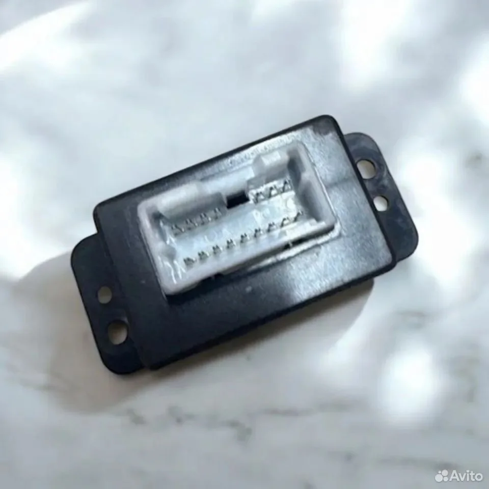 Блок USB AUX KIA Rio II / JB седан 1.4 (G4EE) 2010 - миниатюра 4
