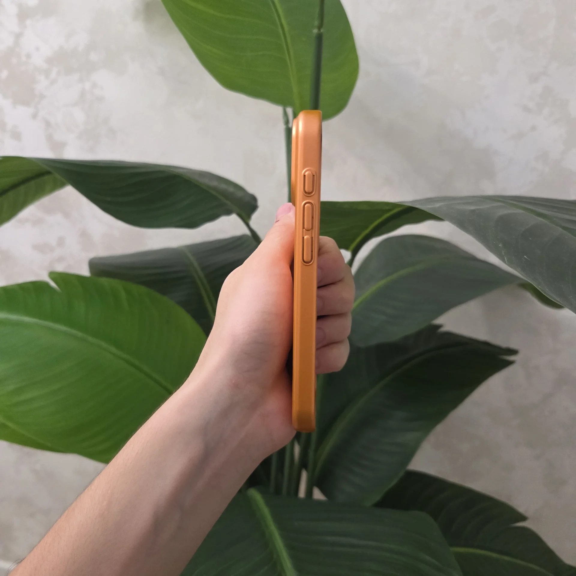 Металлический чехол iPhone 17 Pro с защитой - миниатюра 9