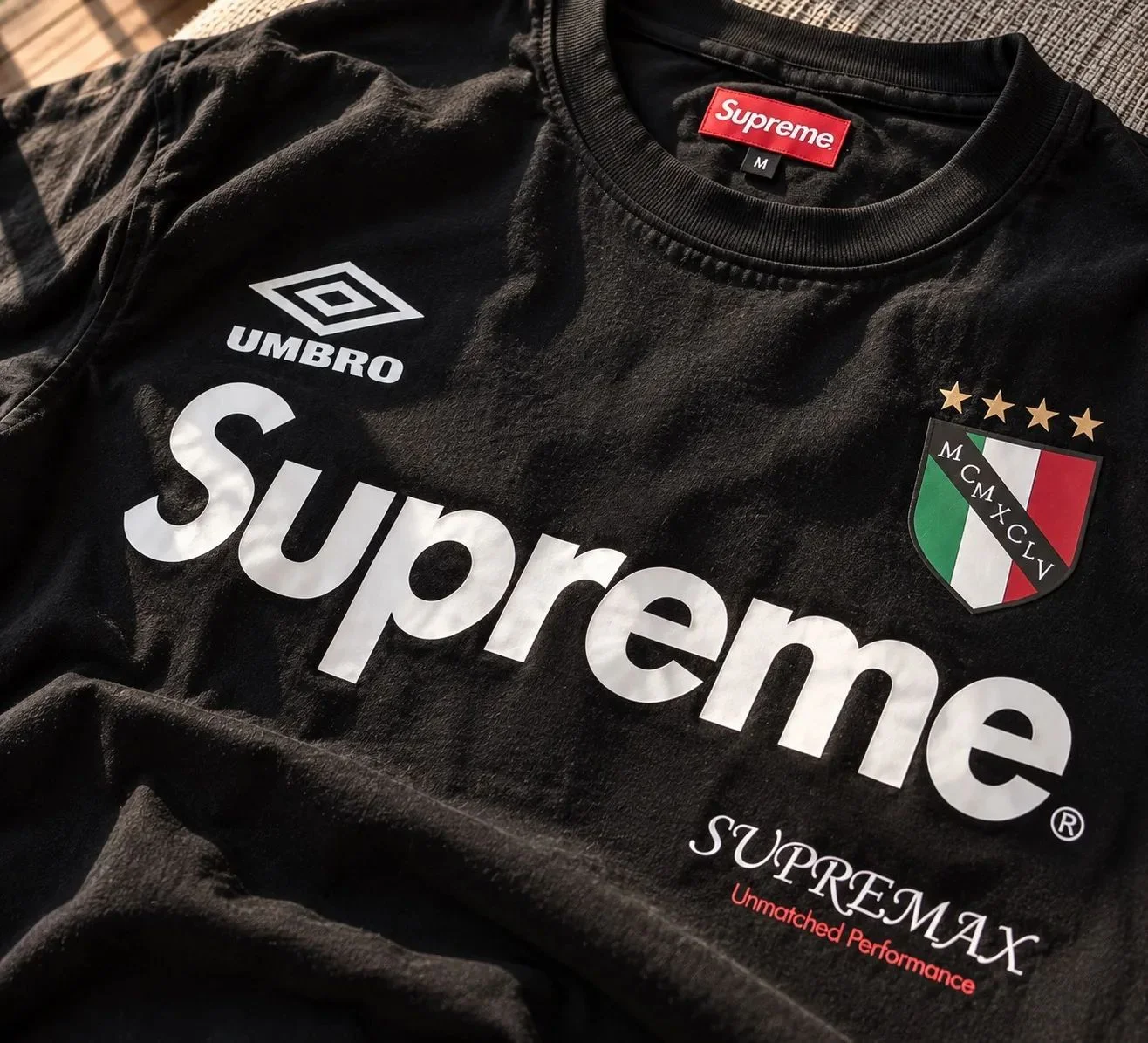 футболка supreme x umbro - миниатюра 3