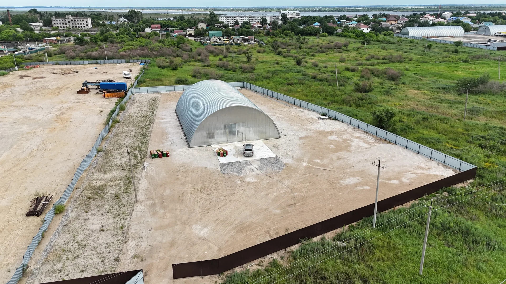НОВЫЙ СКЛАД 600 М² + 0,51 Га ЗЕМЛИ - изображение 1