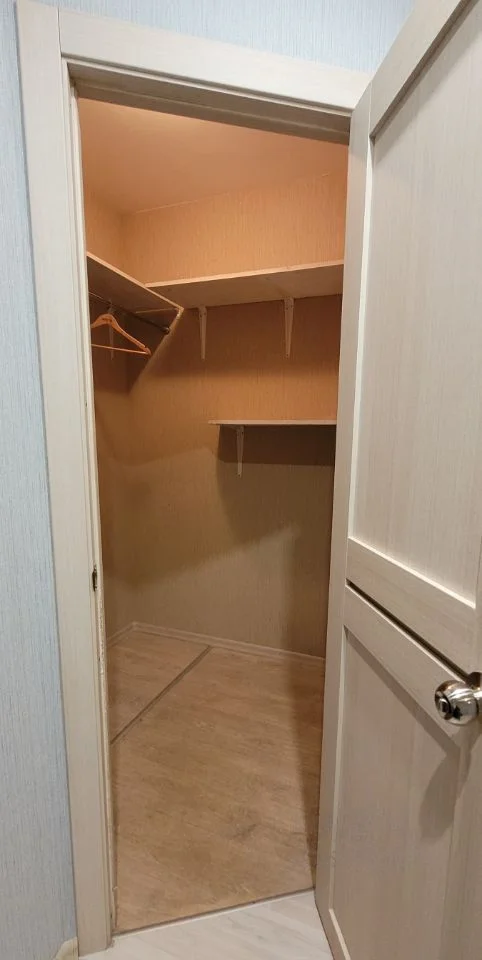 2-к. квартира, 70 м², 12/35 эт. - миниатюра 9